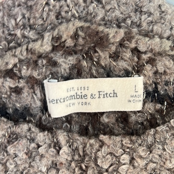 Warm sweater, Abercrombie, and Fitch - Picture 2 of 2